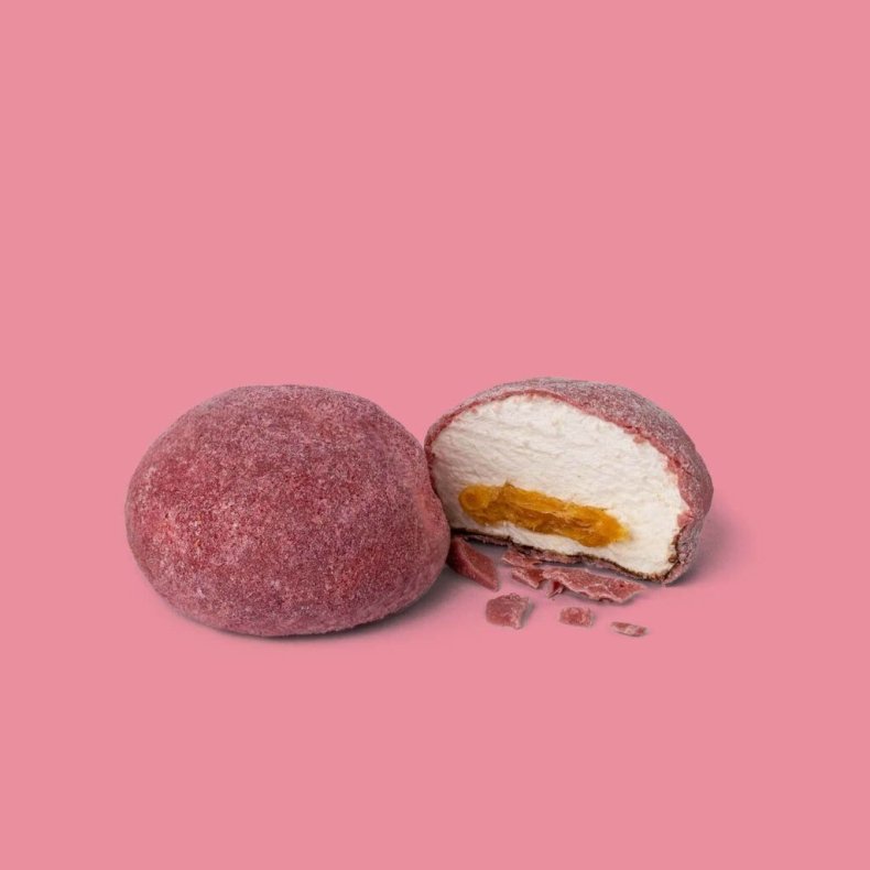 THE MALLOWS - CARAMEL FILLED MALLOWS RUBY CHOCOLATE + RICH RASPBERRY 