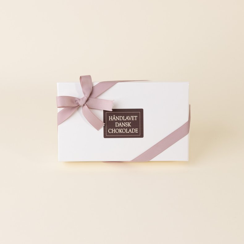 KARDINAL CHOKOLADE - MELLEM GAVESKE DESSERTCHOKOLADER - ca. 150 G.