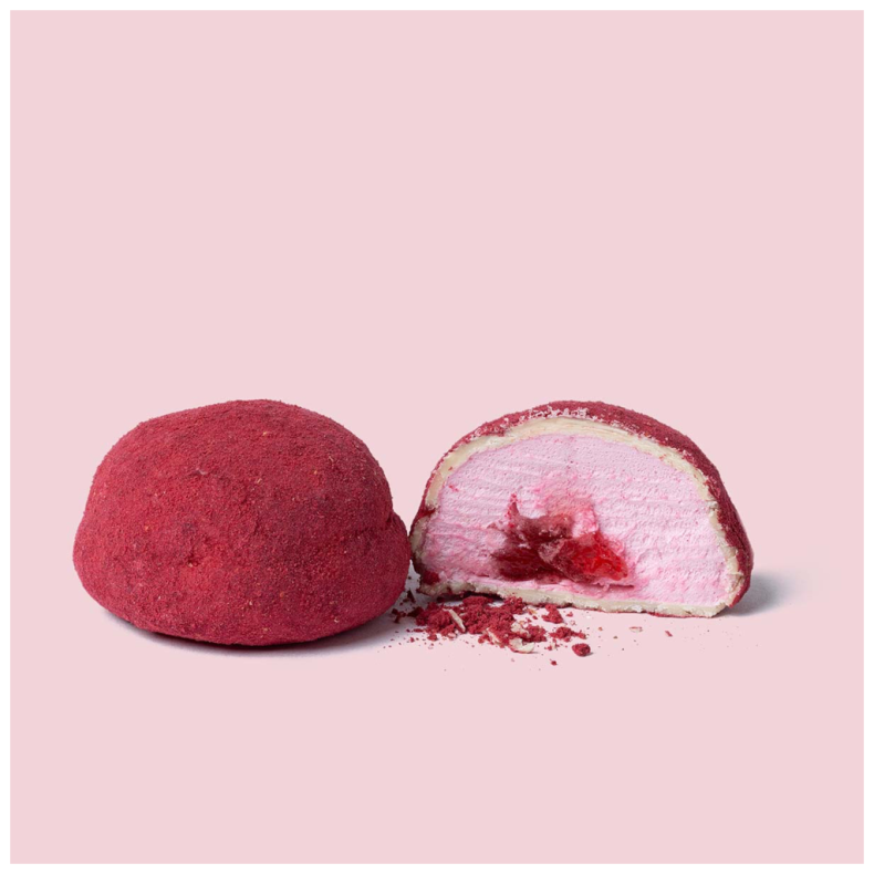 STRAWBERRY FILLED MALLOWS - RICH RASPBERRY &amp; BELGIAN WHITE CHOC 