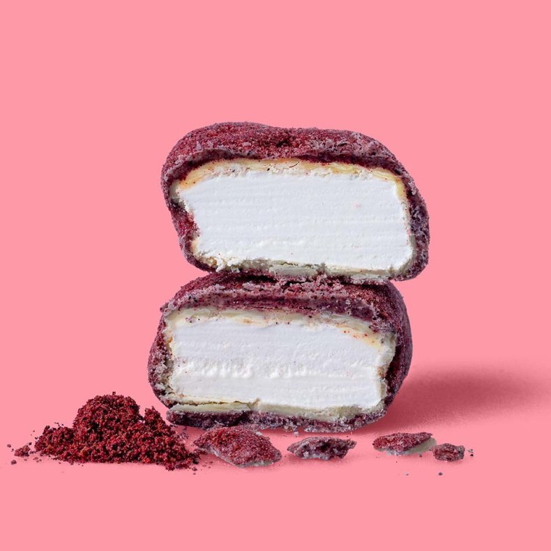 CLASSIC MALLOWS - BLACKCURRANT &amp; WHITE CHOC