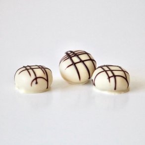 ORANGE & MARCIPAN 9 DESSERTSTYKKER - KARDINAL CHOKOLADE